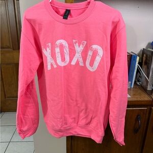 Gildan Pink Crewneck Sweatshirt with White Distressed Graphic